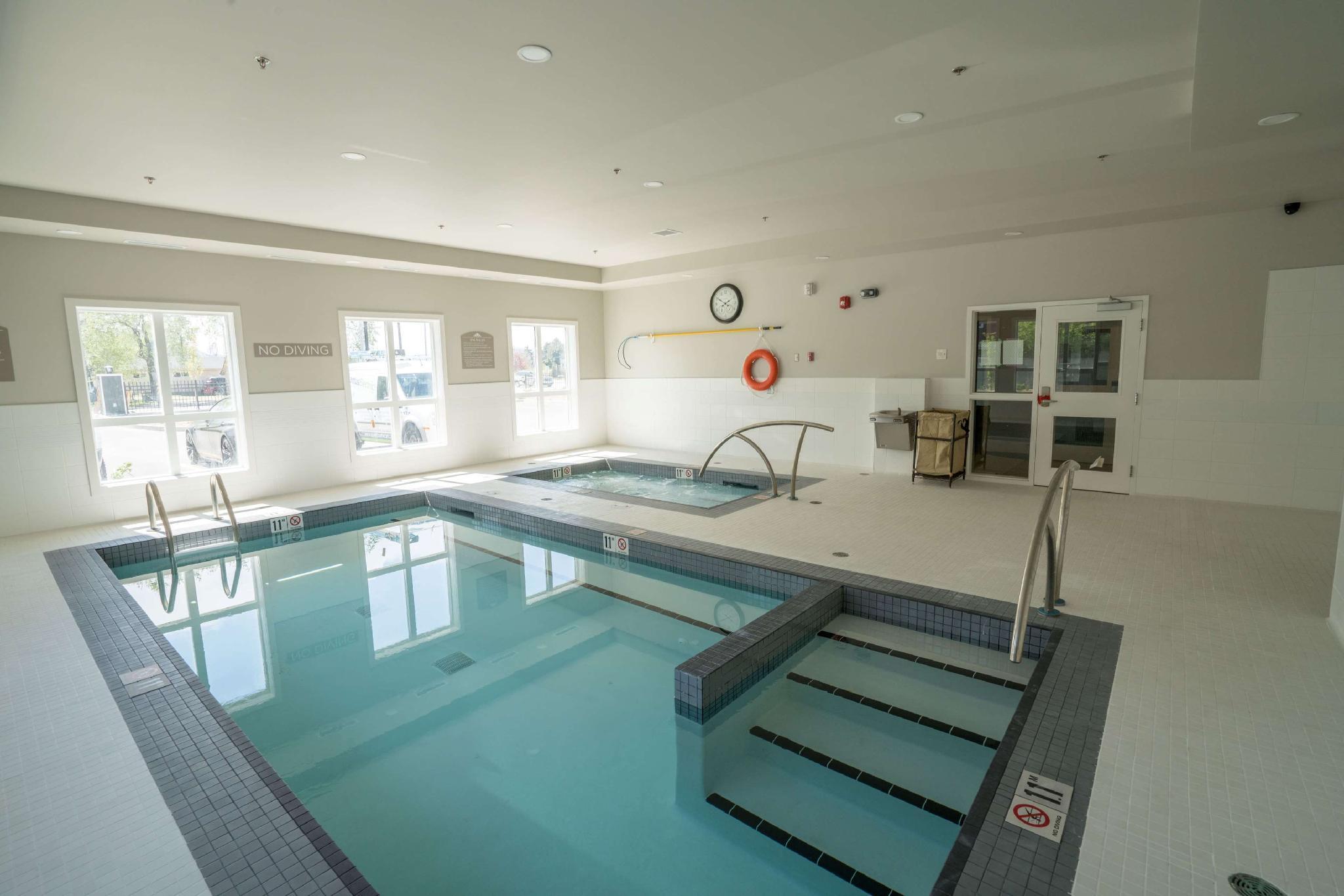 Park Inn By Radisson, Келоуна Екстериор снимка